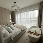 Luxurious Seaside Penthouse Хаапсалу