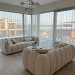 Luxurious Seaside Penthouse Хаапсалу