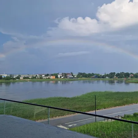 Luxurious Seaside Penthouse 公寓