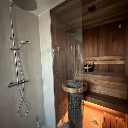 Luxurious Seaside Penthouse Apartament