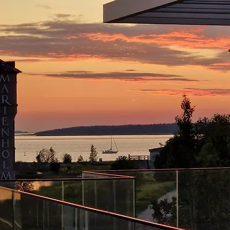 Апартаменты Luxurious Seaside Penthouse