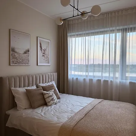 Luxurious Seaside Penthouse 公寓