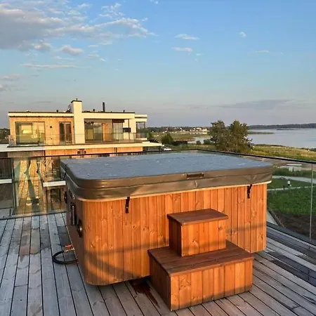 Luxurious Seaside Penthouse Apartment Haapsalu