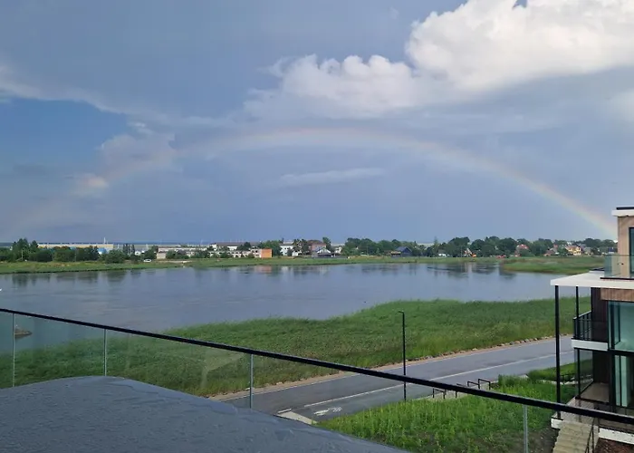 Luxurious Seaside Penthouse Apartament