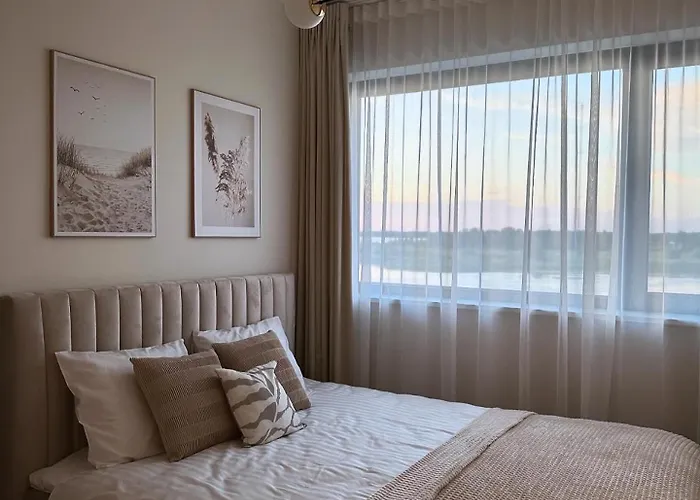 Luxurious Seaside Penthouse Apartment