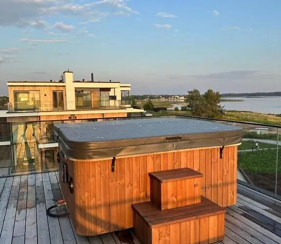 Luxurious Seaside Penthouse Apartment Haapsalu